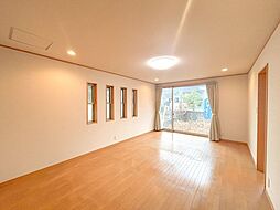 総社市岡谷　戸建て