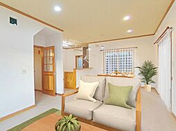 松山市別府町　戸建て