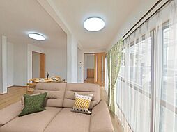 伊予郡松前町大字筒井　戸建て