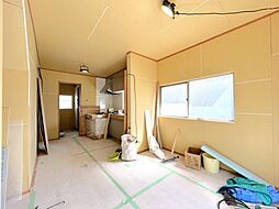 松山市和泉南4丁目　戸建て
