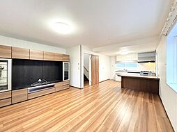 松山市新浜町　戸建て