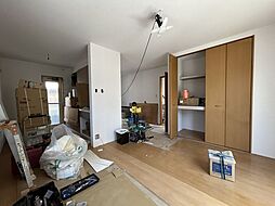 松山市吉藤3丁目　戸建て