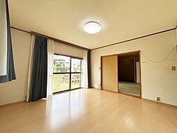 松山市上野町　戸建て