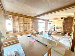 霧島市隼人町小田　戸建て