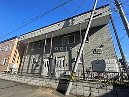北25条西17丁目テラスハウス 左