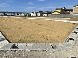 ウォークヒルズ新富山 E-3