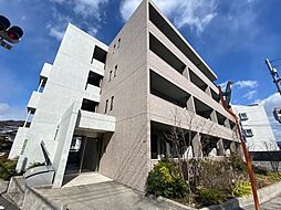 ユニヴァリィ77　75