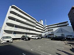 Ｃ．Ｃ．ＣＯＵＲＴ五日市駅前