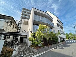 コニーアパートメント．