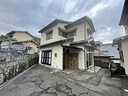 広島市西区三滝本町1丁目の一戸建て