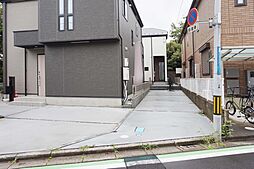 ふじみ野市新駒林3丁目　2号棟　敷地面積32坪　カースペース3台