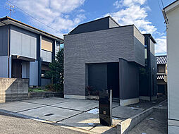 東郷町和合ケ丘二丁目２−１８　スタイリッシュで築浅の美邸