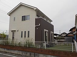 東武伊勢崎線「館林駅」徒歩２７分。オール電化。 太陽光発電設備付き。