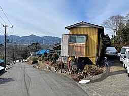 三井　南傾斜で日当たり良好、眼下に津久井の山並みが広がります