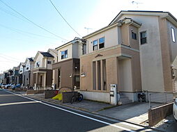 吉川市美南４丁目、吹き抜けがあり開放感のあるLDK
