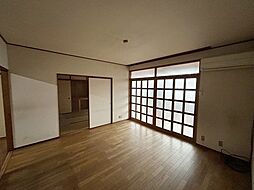 宗像市陵厳寺二丁目　戸建て