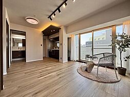 ジーニス大阪WEST棟