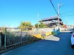 奈良市西登美ヶ丘５丁目の土地