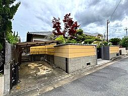奈良市佐保台2丁目の一戸建て