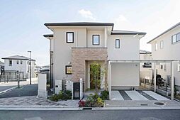 奈良市中登美ヶ丘５丁目の一戸建て