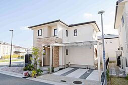 奈良市中登美ヶ丘5丁目の一戸建て