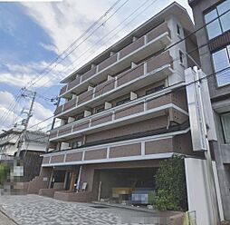 プレサンス二条城前