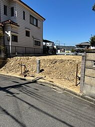 生駒郡斑鳩町興留８丁目の土地