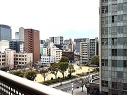 ローレルタワー難波