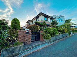 三田市ゆりのき台3丁目の一戸建て