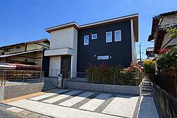 三田市狭間が丘４丁目の一戸建て