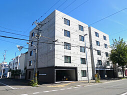 トラストコート北九条 506