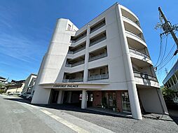 コンフォールパレス