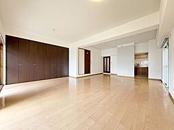 シャトレ―西尾