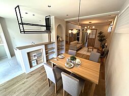 岡崎市中岡崎町　2号棟