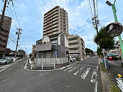 Asobi　ファミリアーレ平手南