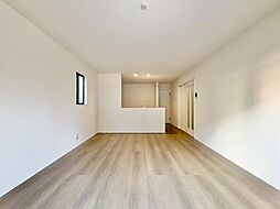 草加市西町　全2棟