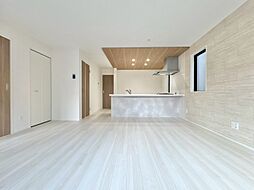 草加市西町　8期・全2棟