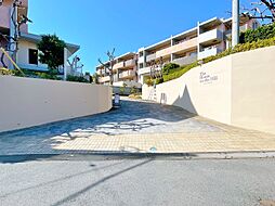 ハウス・オン・ザ・ヒル・ルネ市川フラッツ