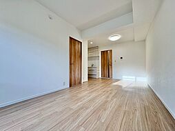 グローリア初穂綾瀬