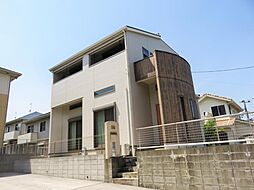 苅田町若久町 屋上のある家