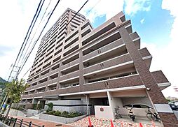 アール・フォーレ春の町