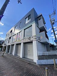 イーストコート