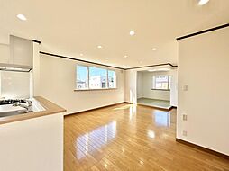 室蘭市八丁平5丁目　戸建て