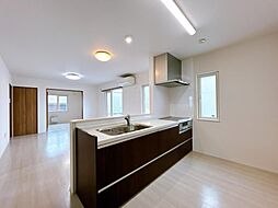 苫小牧市美原町1丁目　戸建て