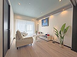 下北沢が生活圏〜ゆとりある東南角住戸〜