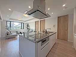 自然と調和する街並み〜上用賀アドレス〜　80の角住戸