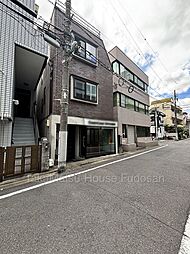 目黒区青葉台1丁目　店舗付き戸建