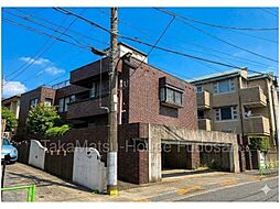 深緑の駒沢公園を愉しむ、約72坪の邸宅地