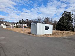 ６ｍ道路面の車輛置場、資材置き場等用地