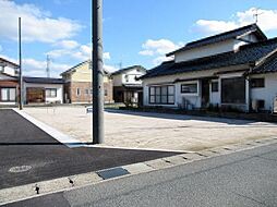 ファミリーマート新開店まで約310ｍ新開6丁目(4)号地